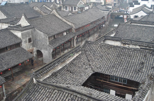  Xinshi Ancient Town